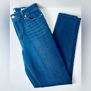 Nine West Women 5 Pocket Blue Jeans. Size 10